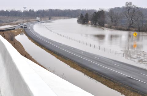 I-75 closed - south and north lanes